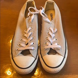 Grey converse